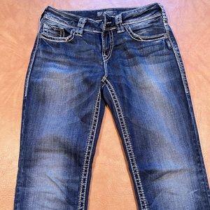 Silver Suki jean. Straight leg. 28w/30L